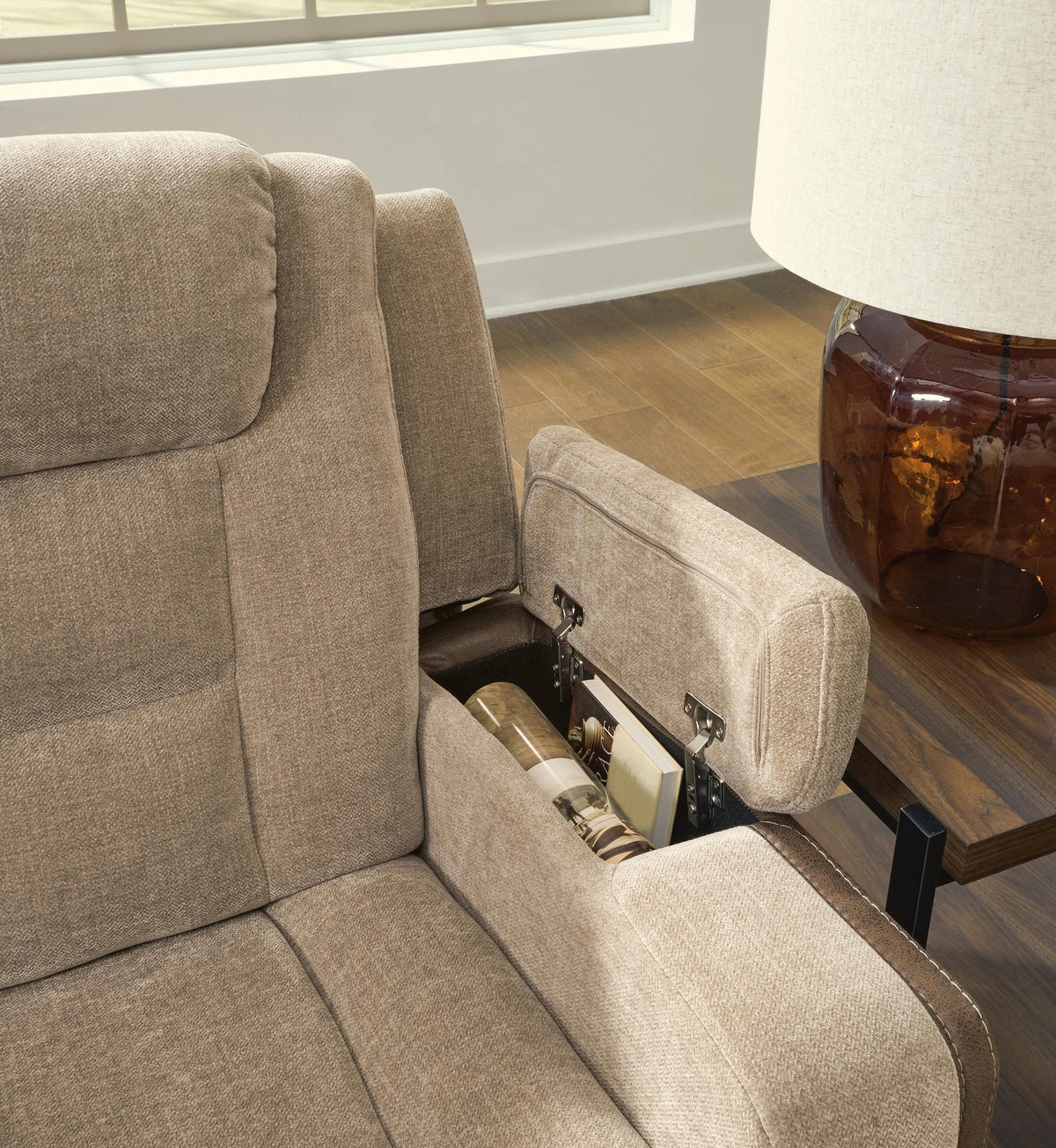Mixed Motion Loveseat