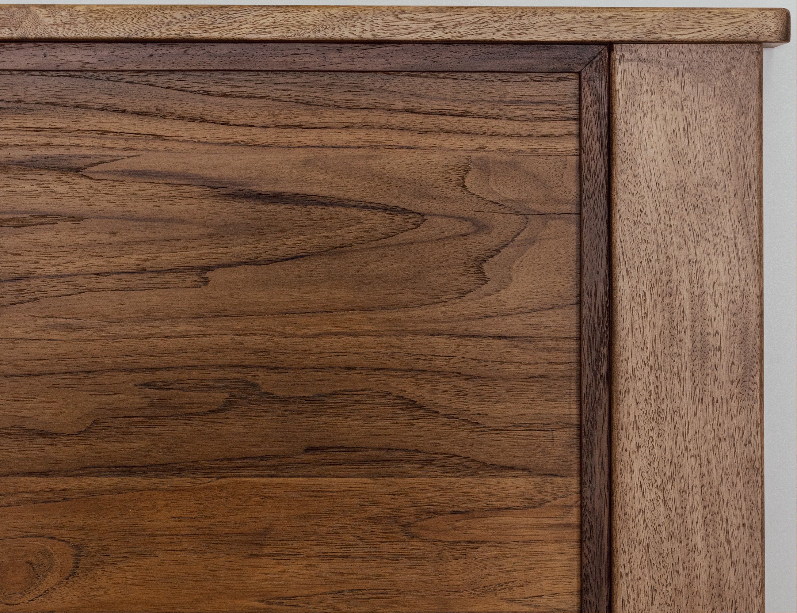 Natural Teca, Queen Bedroom