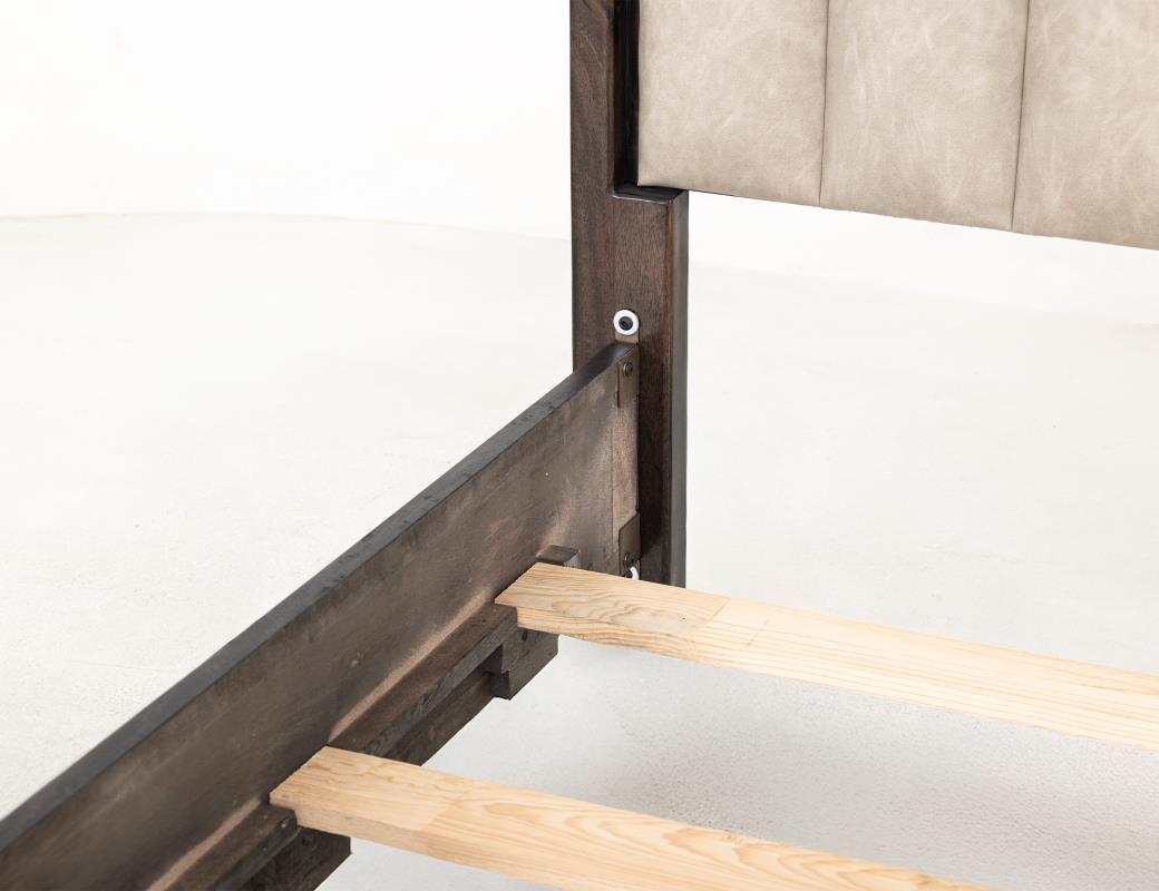 Upholstered Mezquite II, Eastern King Bed