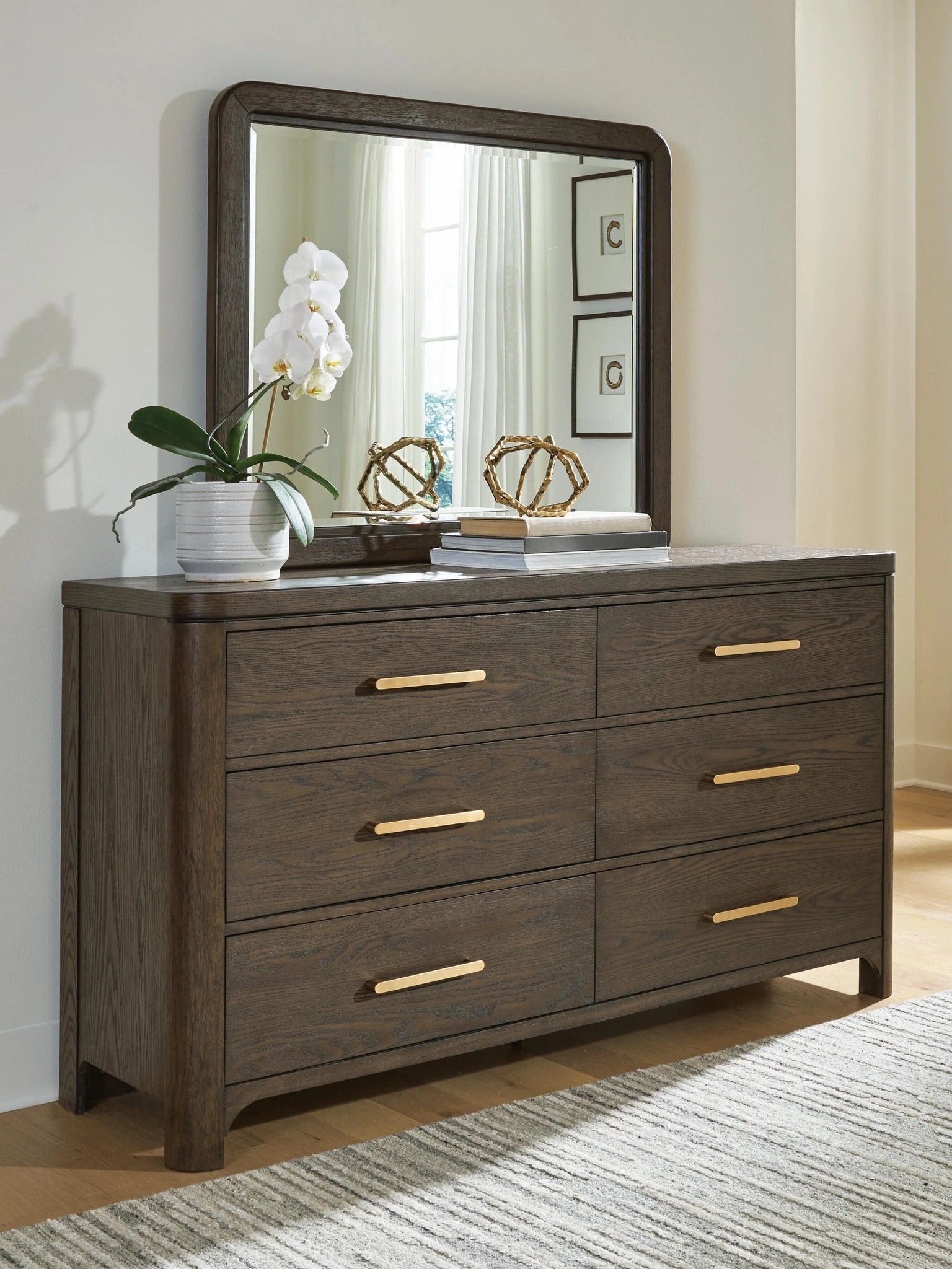 Radkin Dresser