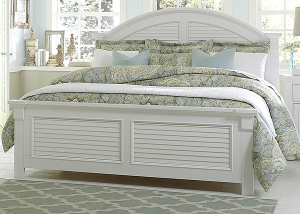 Liberty Furniture Summer House King Panel Bed in Oyster White image