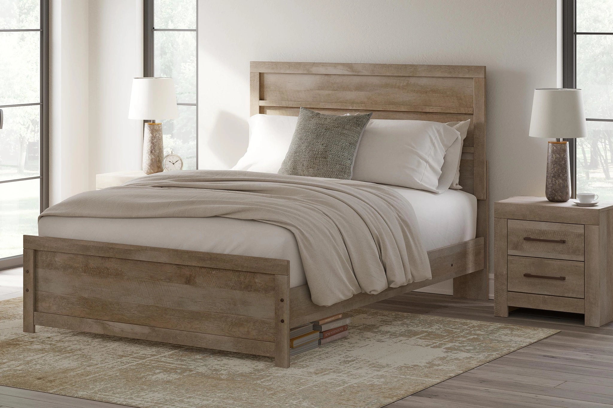 Gachester Panel Bed